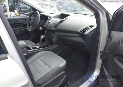 2019 Ford Escape S из США, поврежденный, VIN 1FMCU0F7XKUB46421